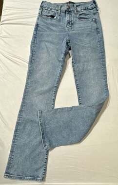 Gap Denim Baby Boot Light Wash Jeans Size 4/27R